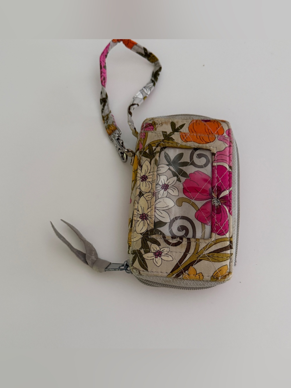 Retired Vera Bradley quilted Teagarden wristlet